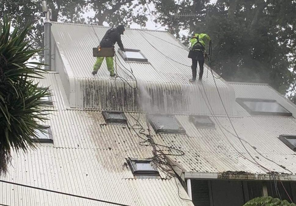 Abseiled Roof Wash
